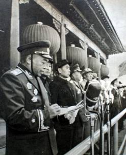1954年彭德懷元帥主持國(guó)慶閱兵